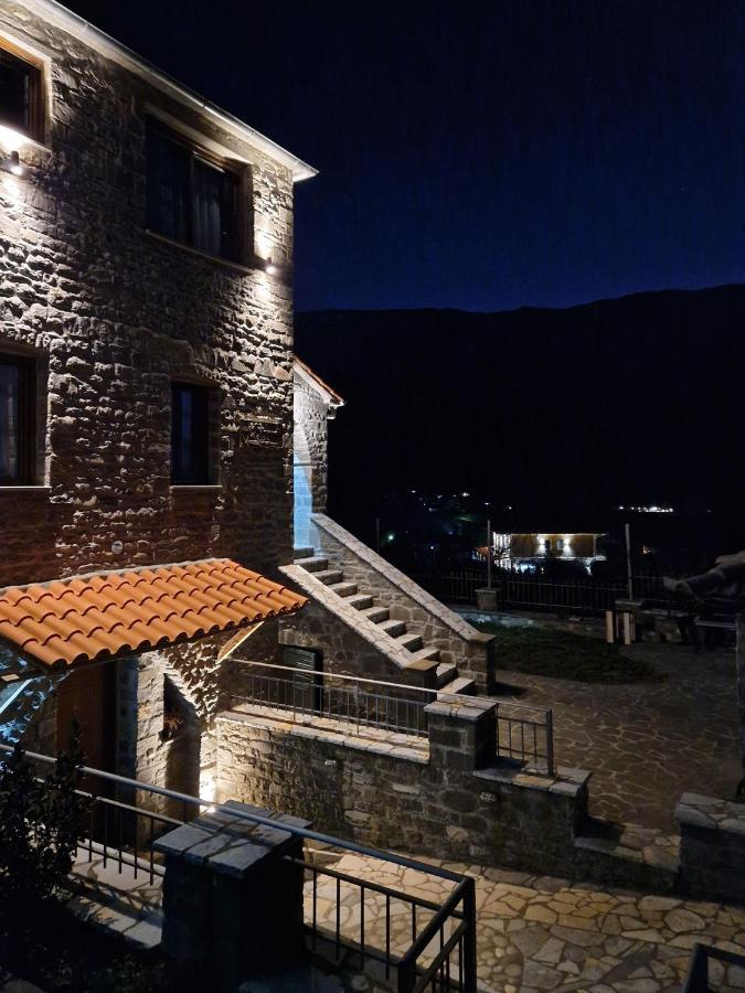 الشقق الفندقية Përmetفي  The Stone House المظهر الخارجي الصورة